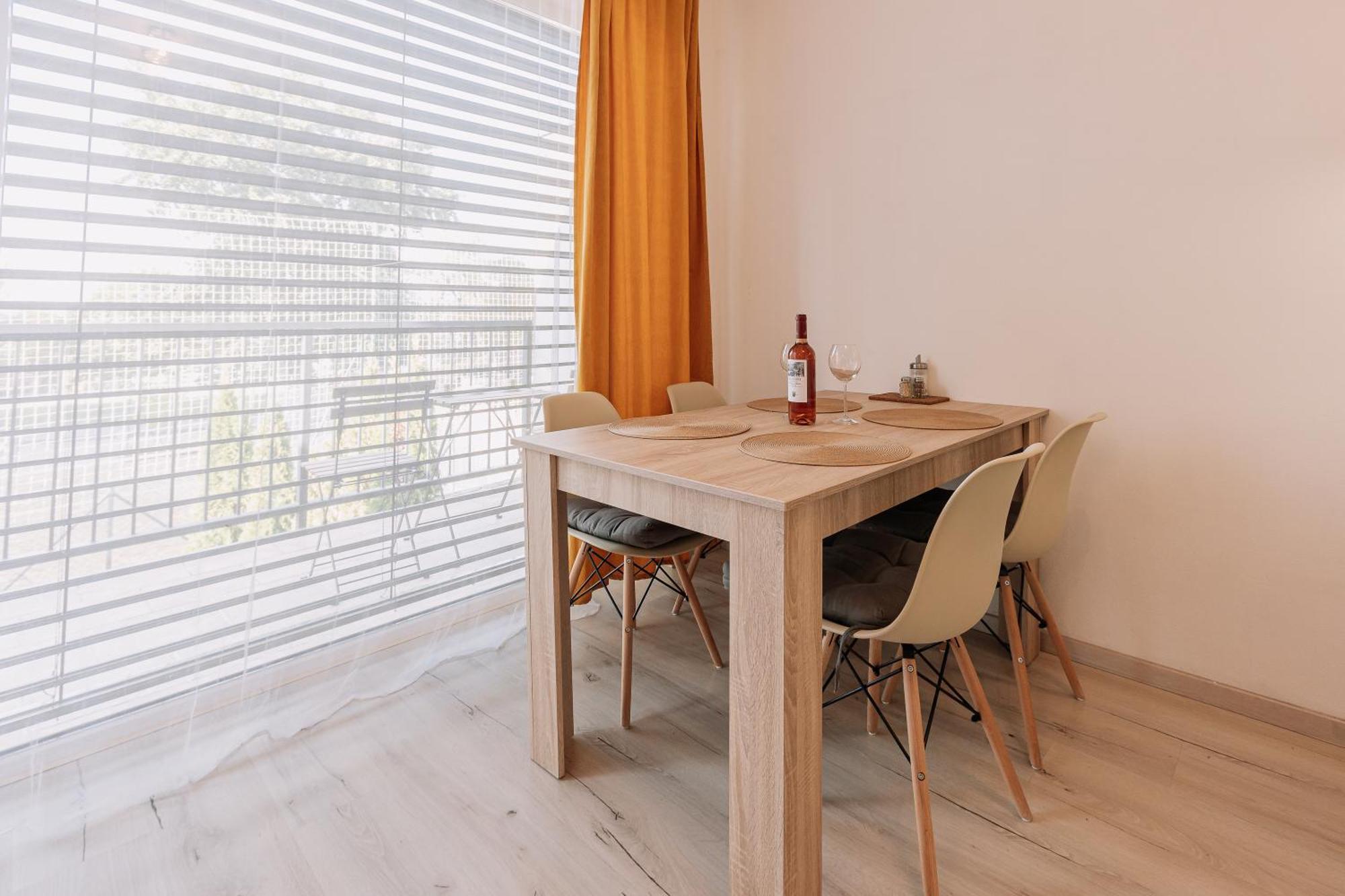 Sunrise Apartments Senec Exterior photo